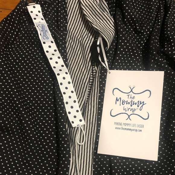 The mommy wrap Black Polka Dot . - Picture 7 of 10